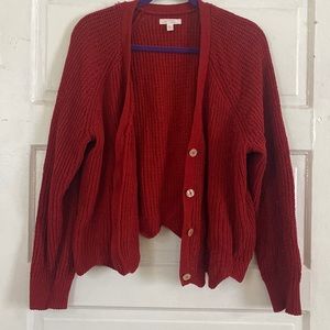 Scalloped edged cropped sweater